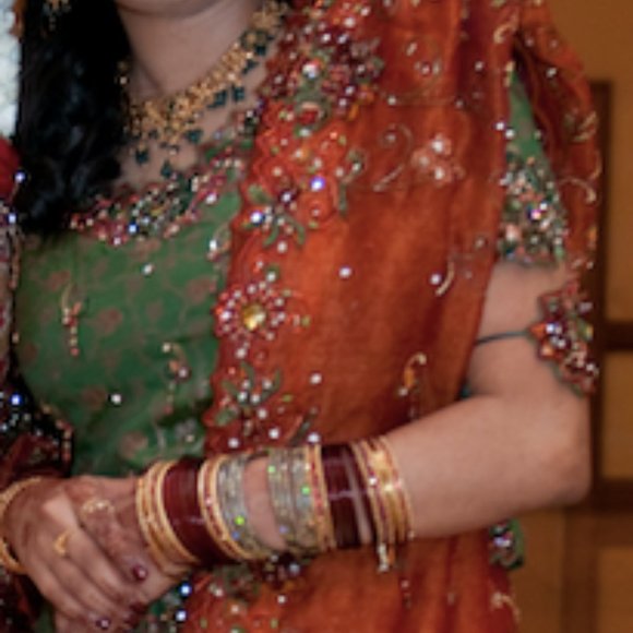 Bridal Lehnga, Blouse and Dopatta - Picture 6 of 10